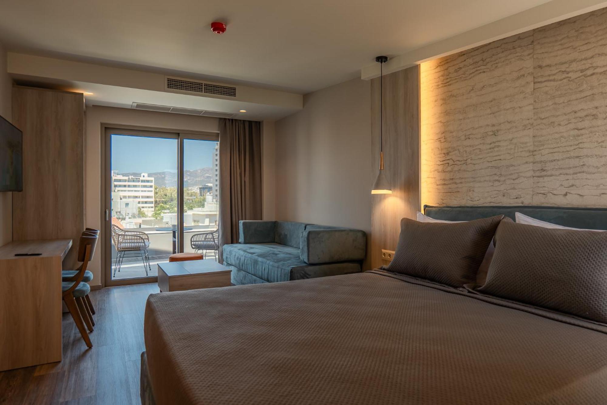 Wellnest Hotel Atenas Exterior foto